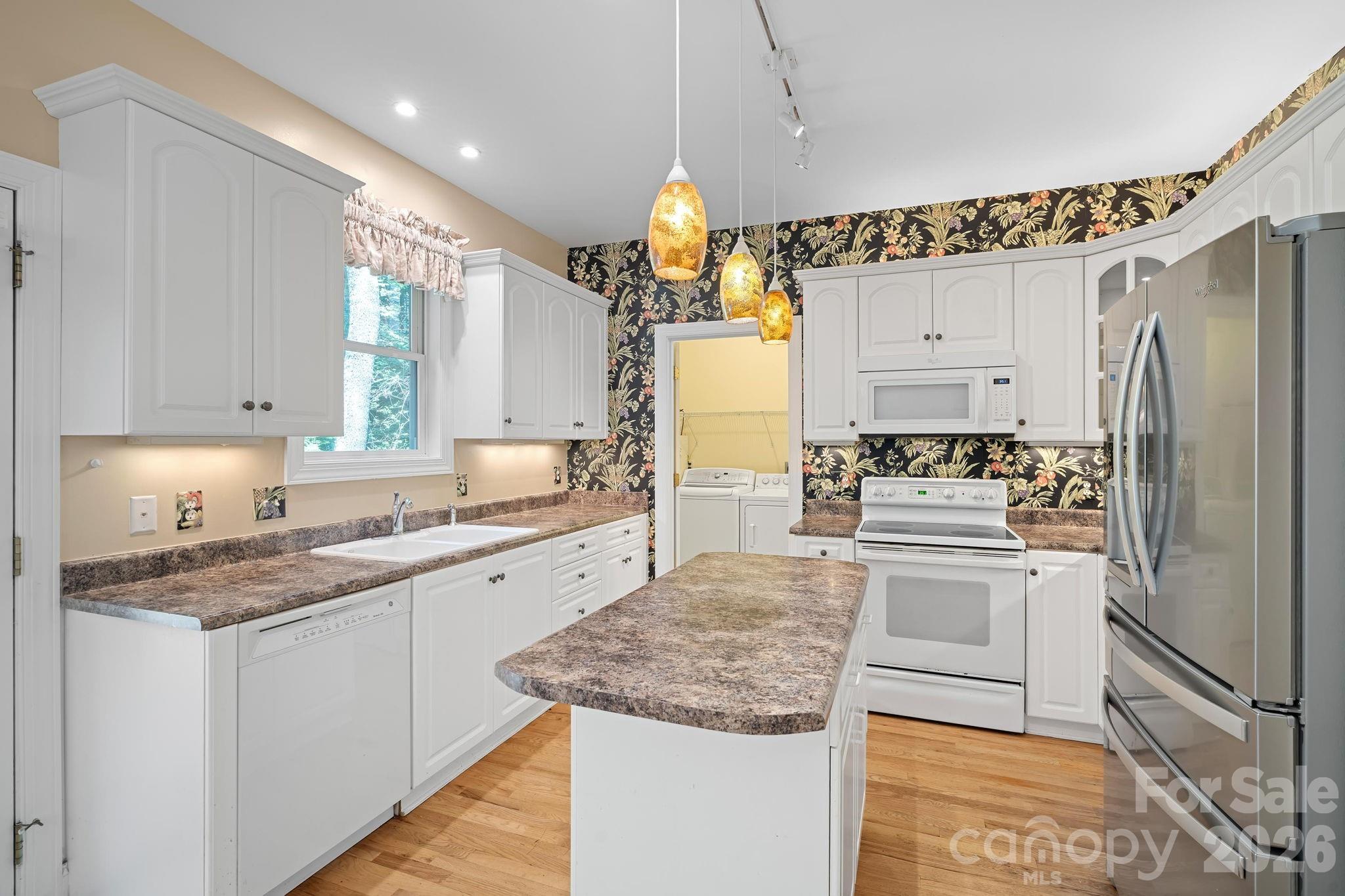 36 Poplar Creek Drive — Asheville