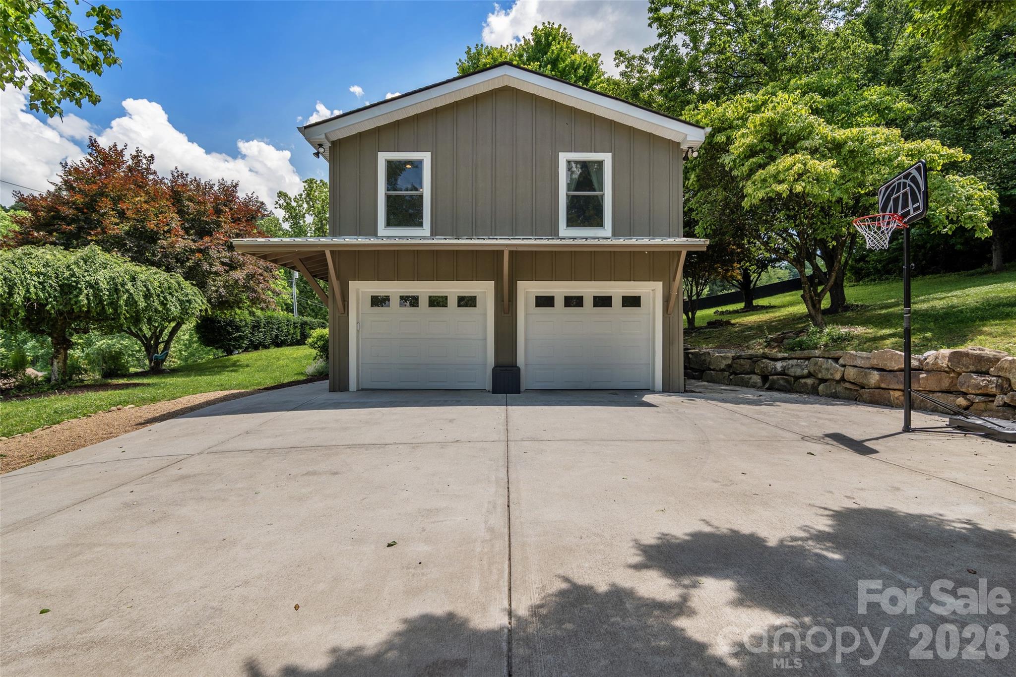 1574 Cashiers Valley Road — Brevard