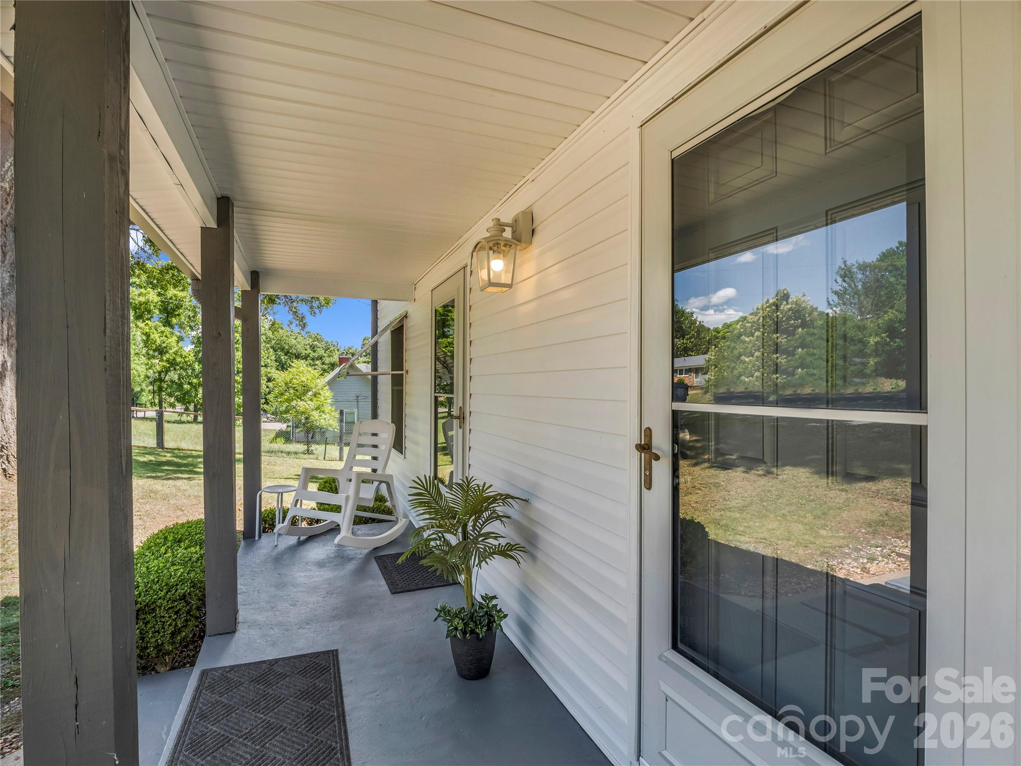 193 Middle Street — Ellenboro