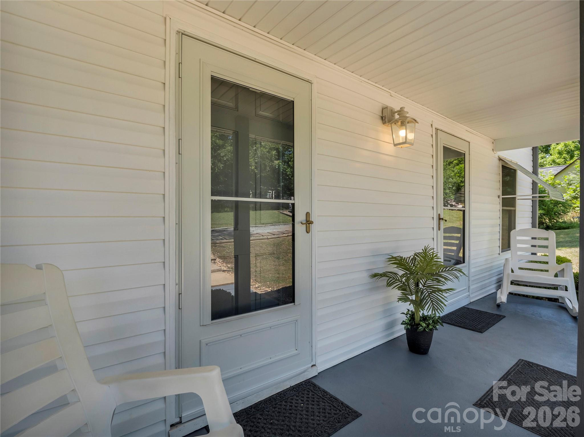 193 Middle Street — Ellenboro