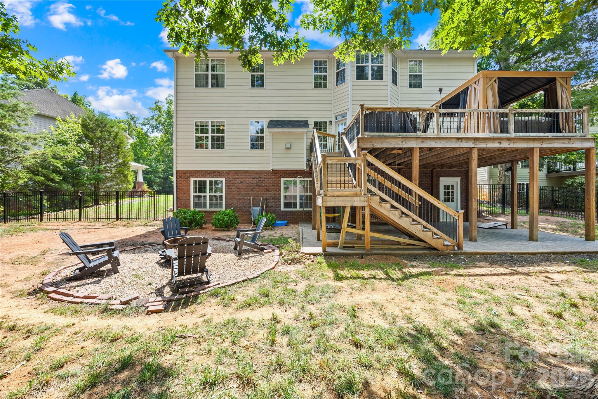 1314 Oak Leaf Lane — Salisbury