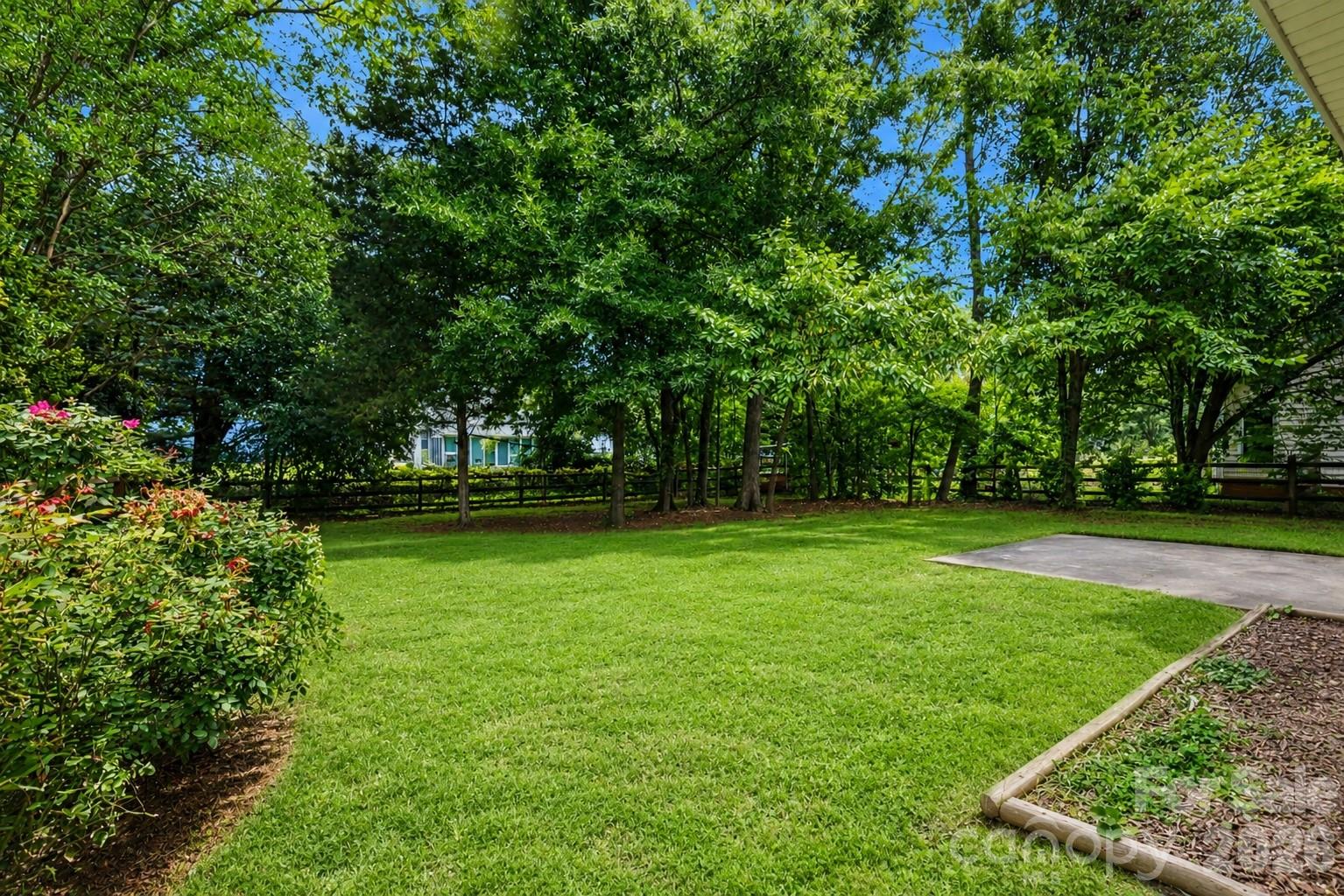11327 Ridge Oak Drive — Charlotte