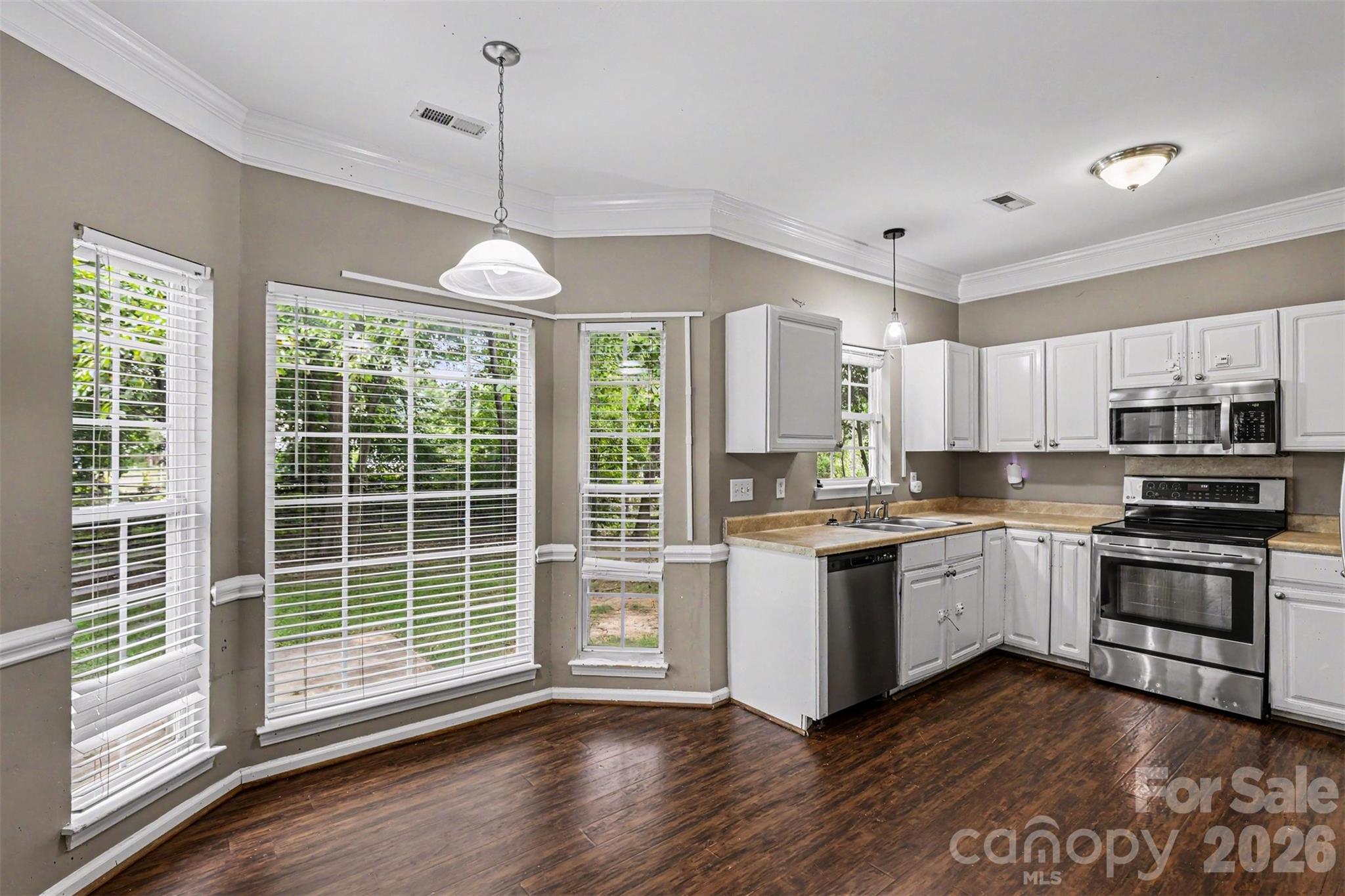 11327 Ridge Oak Drive — Charlotte