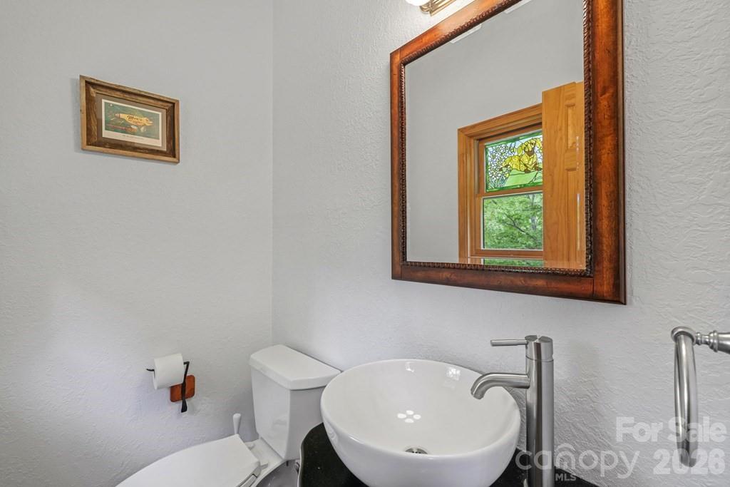 1188 Tobacco Branch Road — Almond
