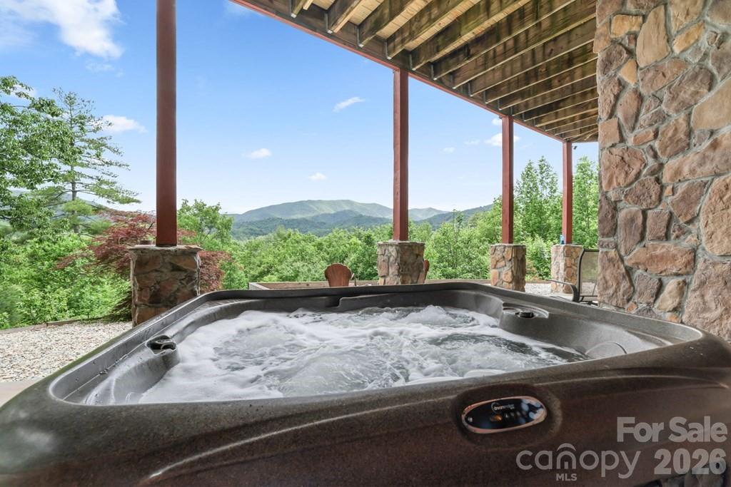1188 Tobacco Branch Road — Almond