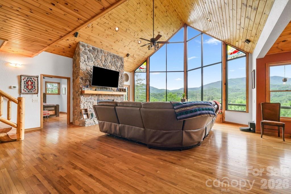 1188 Tobacco Branch Road — Almond