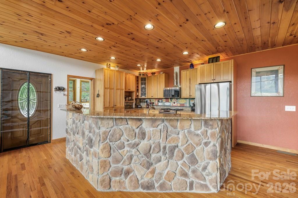 1188 Tobacco Branch Road — Almond