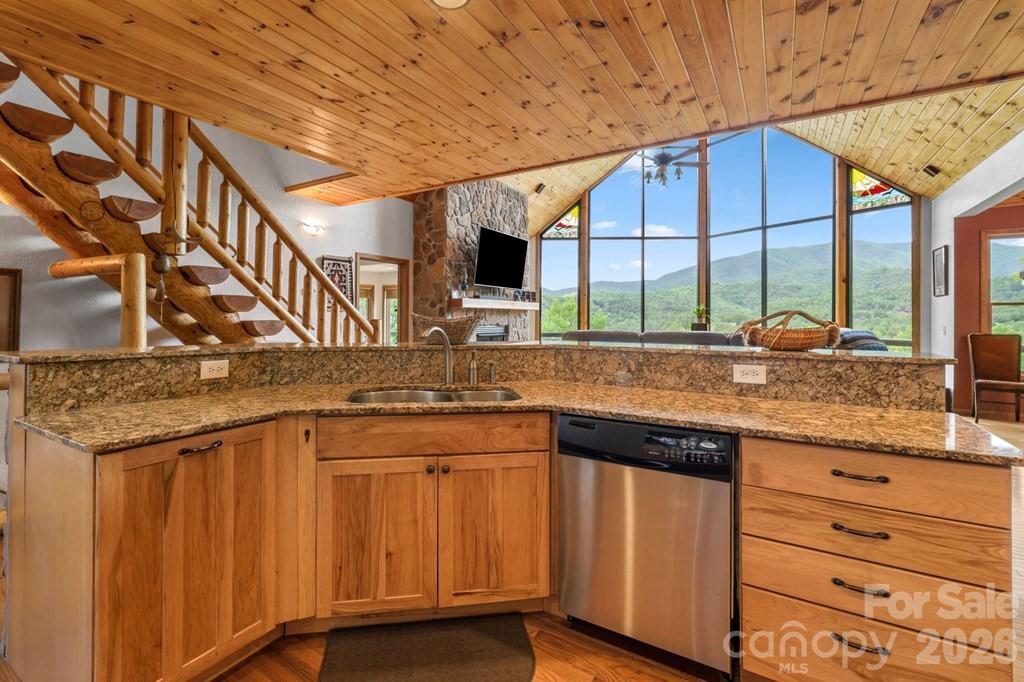 1188 Tobacco Branch Road — Almond