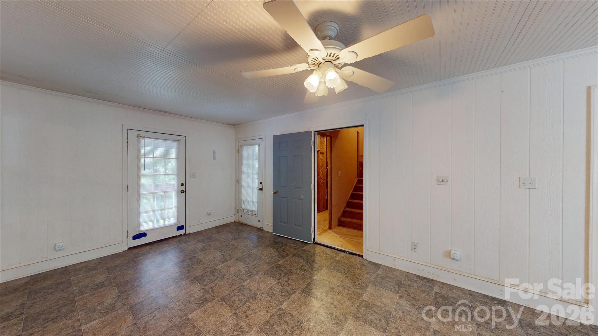 3033 Grassy Lane — Monroe