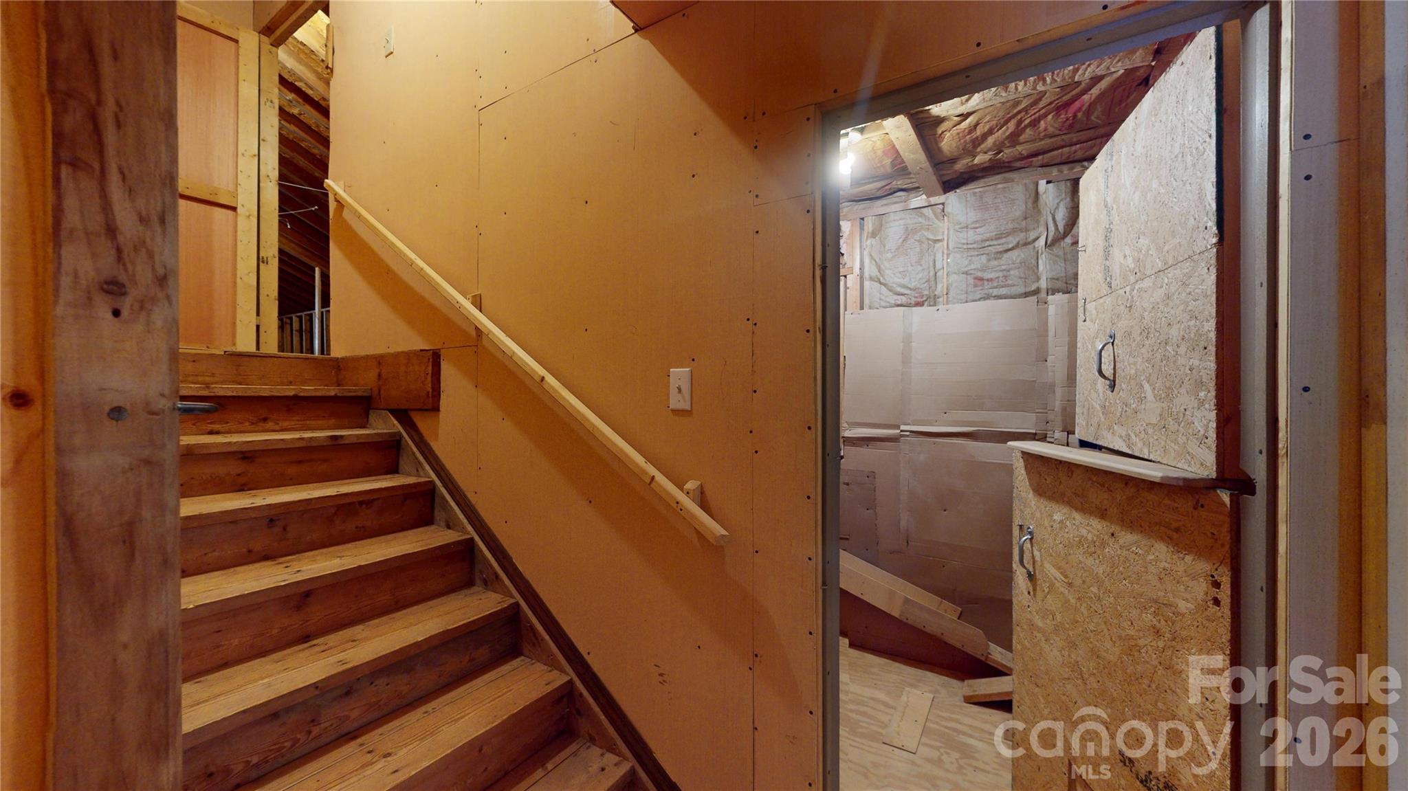 3033 Grassy Lane — Monroe