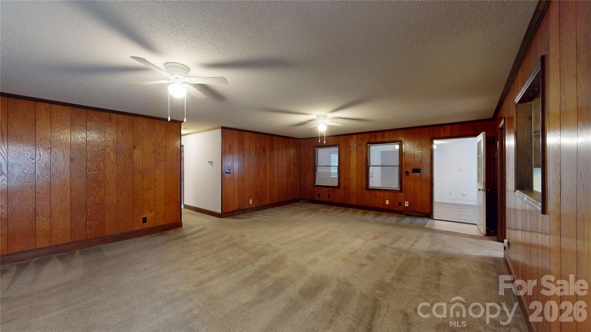 3033 Grassy Lane — Monroe