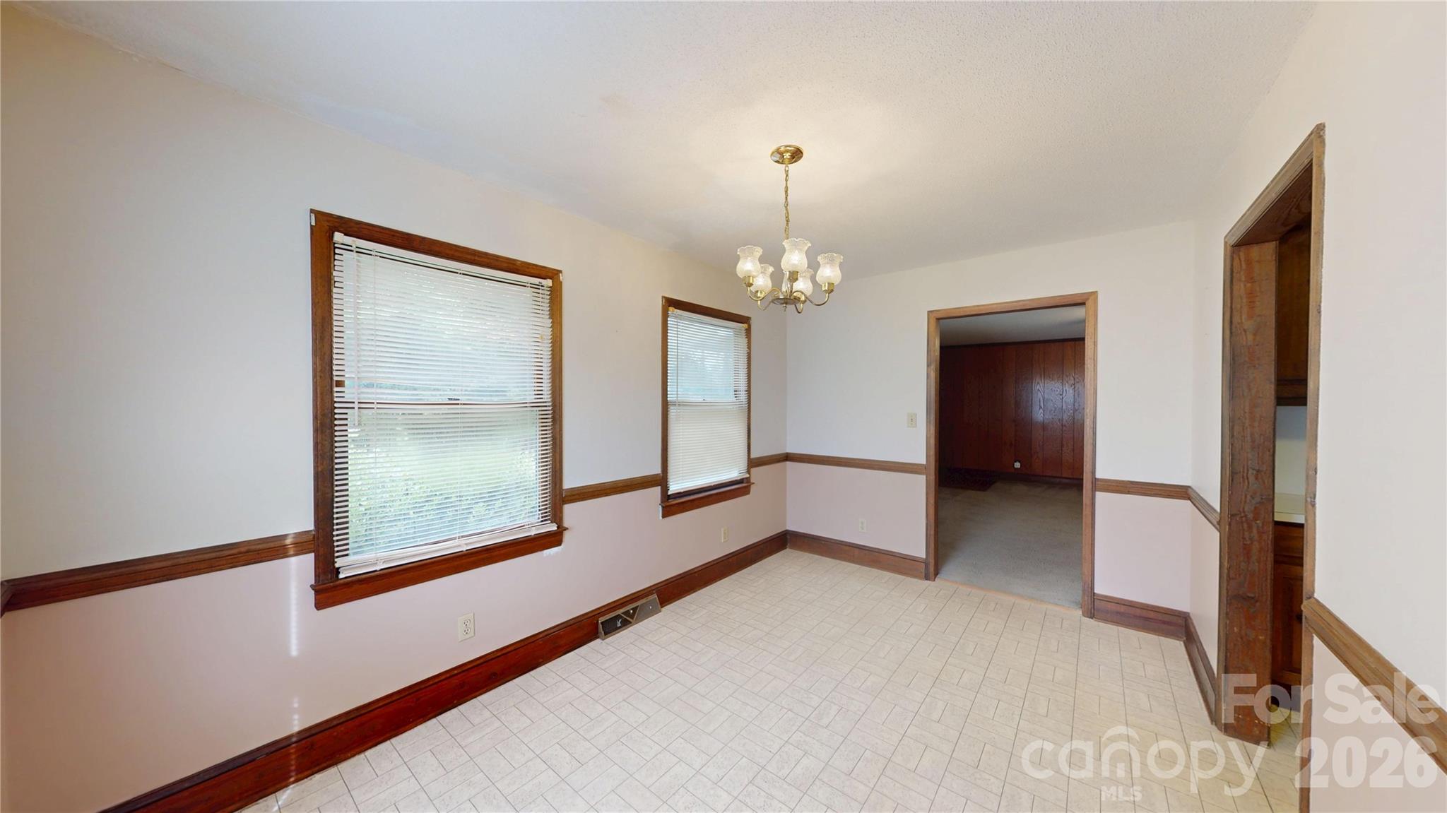 3033 Grassy Lane — Monroe