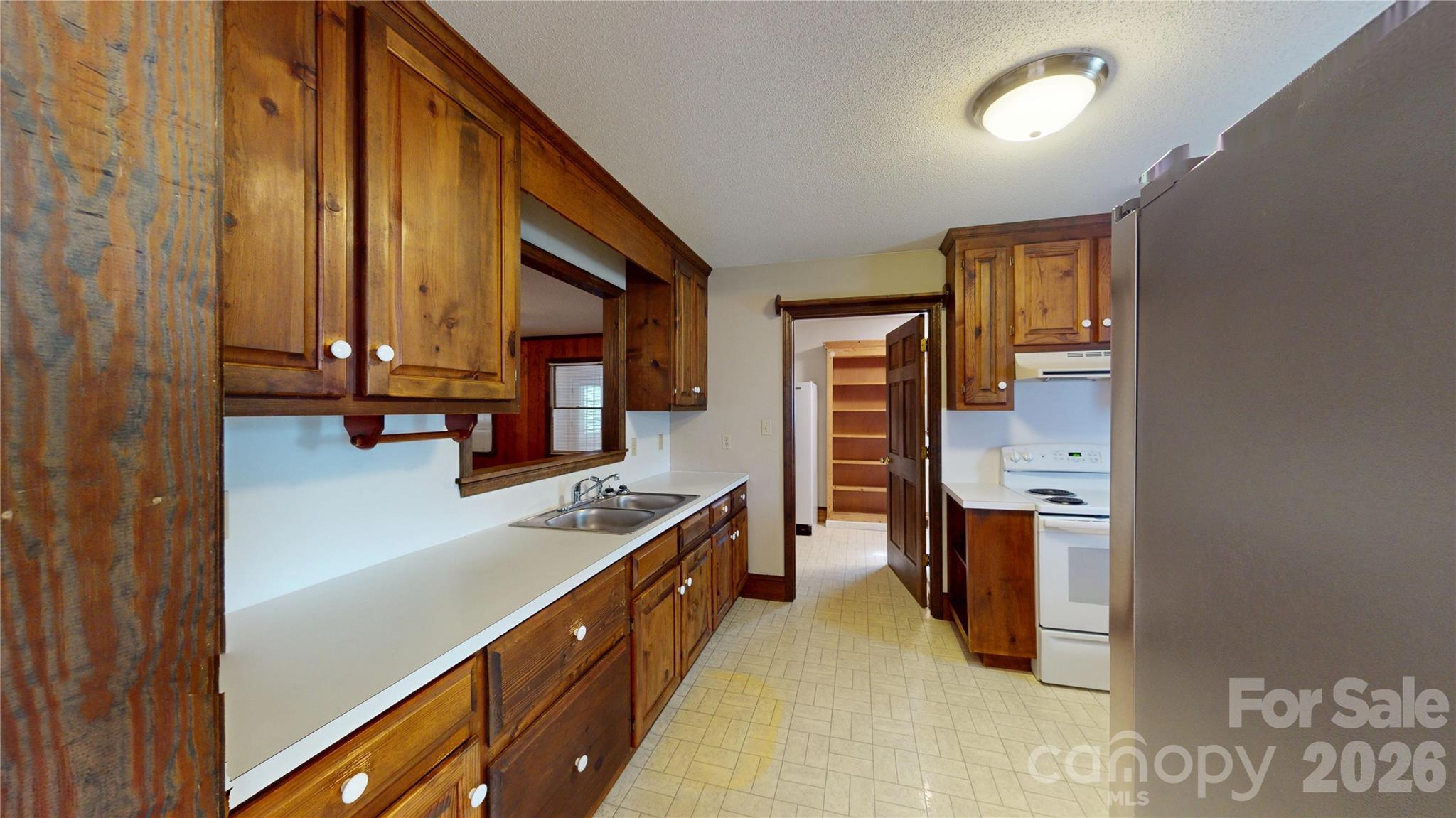 3033 Grassy Lane — Monroe