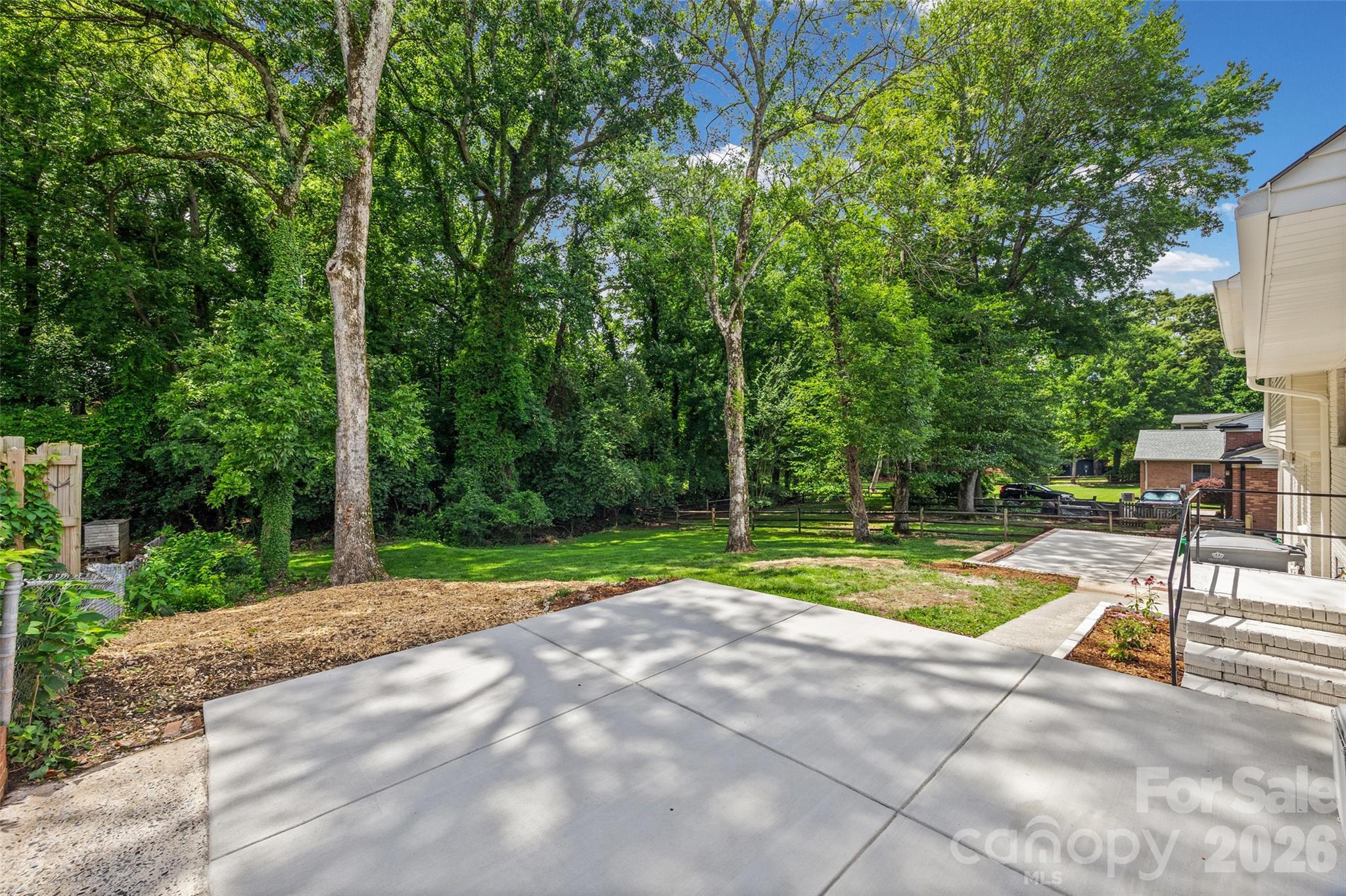 3130 Spring Valley Road — Charlotte