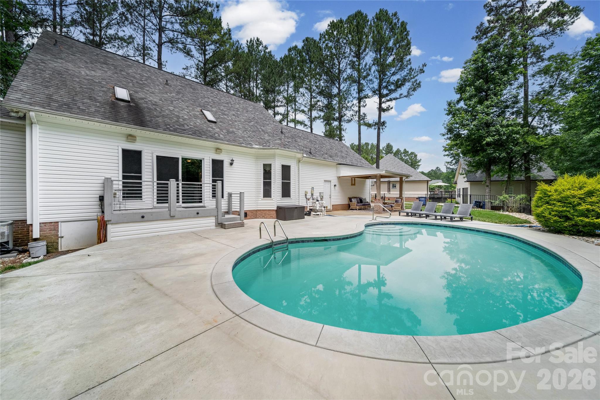 8871 Erbach Lane — Mount Pleasant