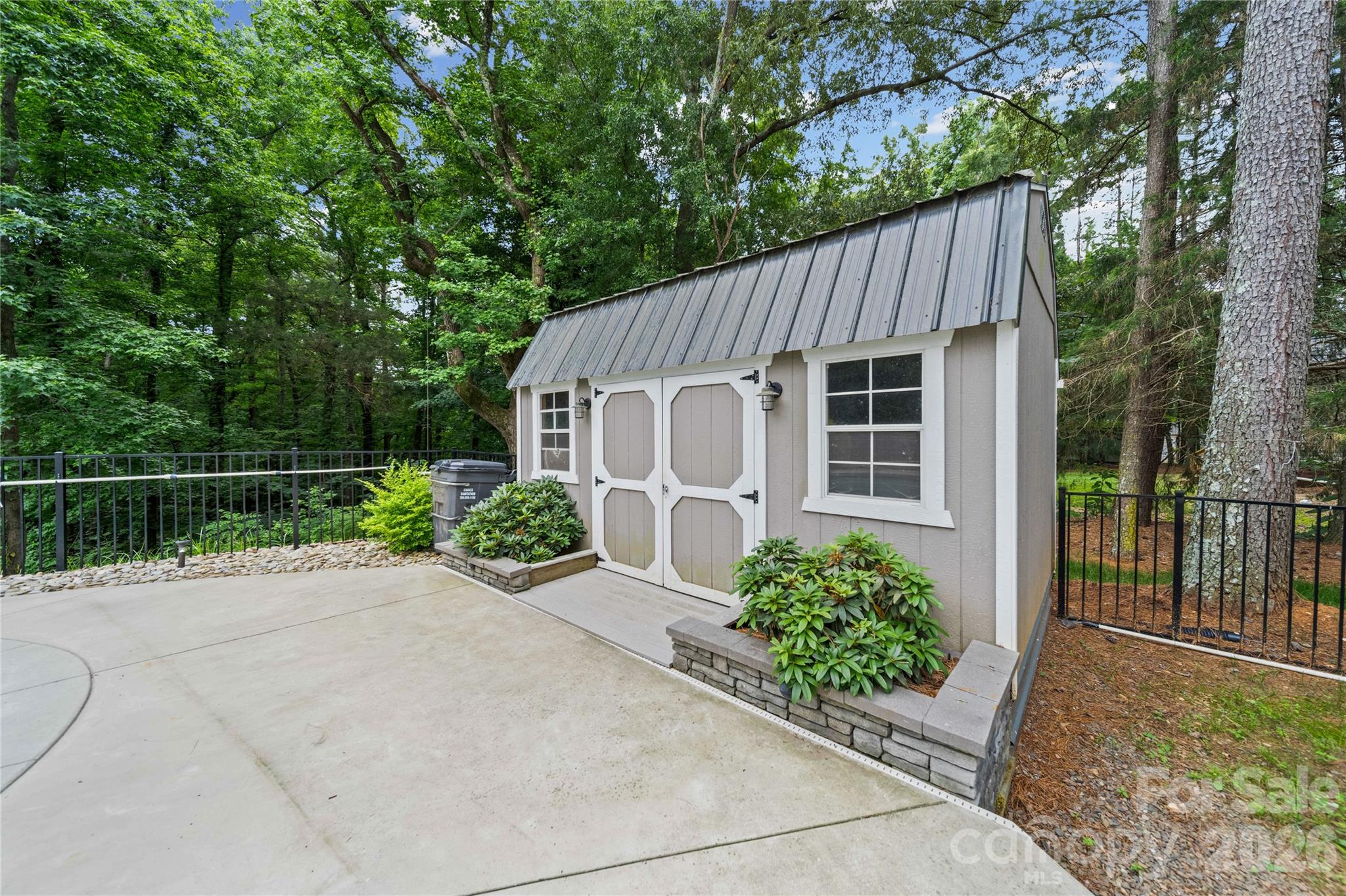 8871 Erbach Lane — Mount Pleasant