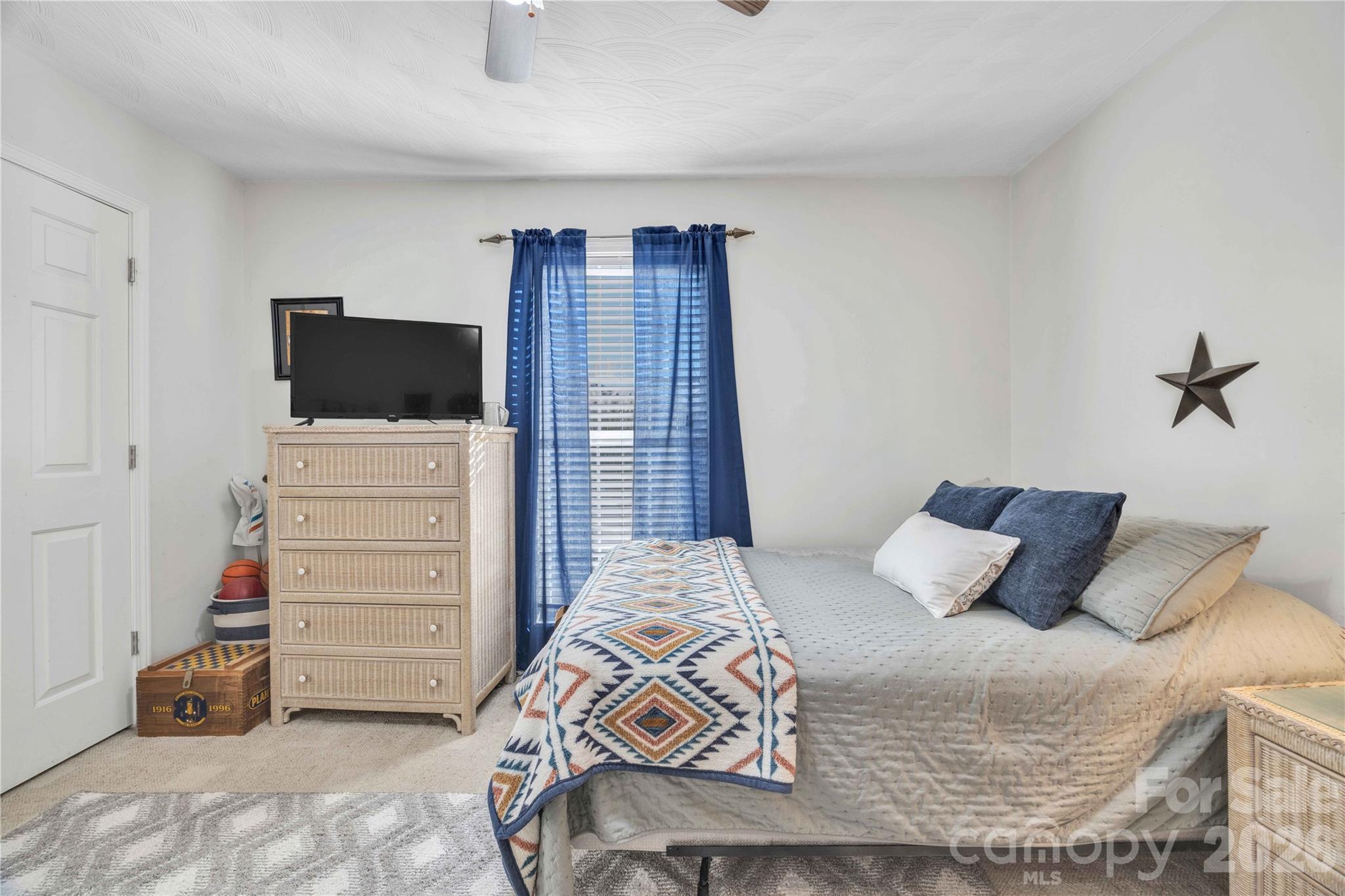57 Riverview Road — Taylorsville