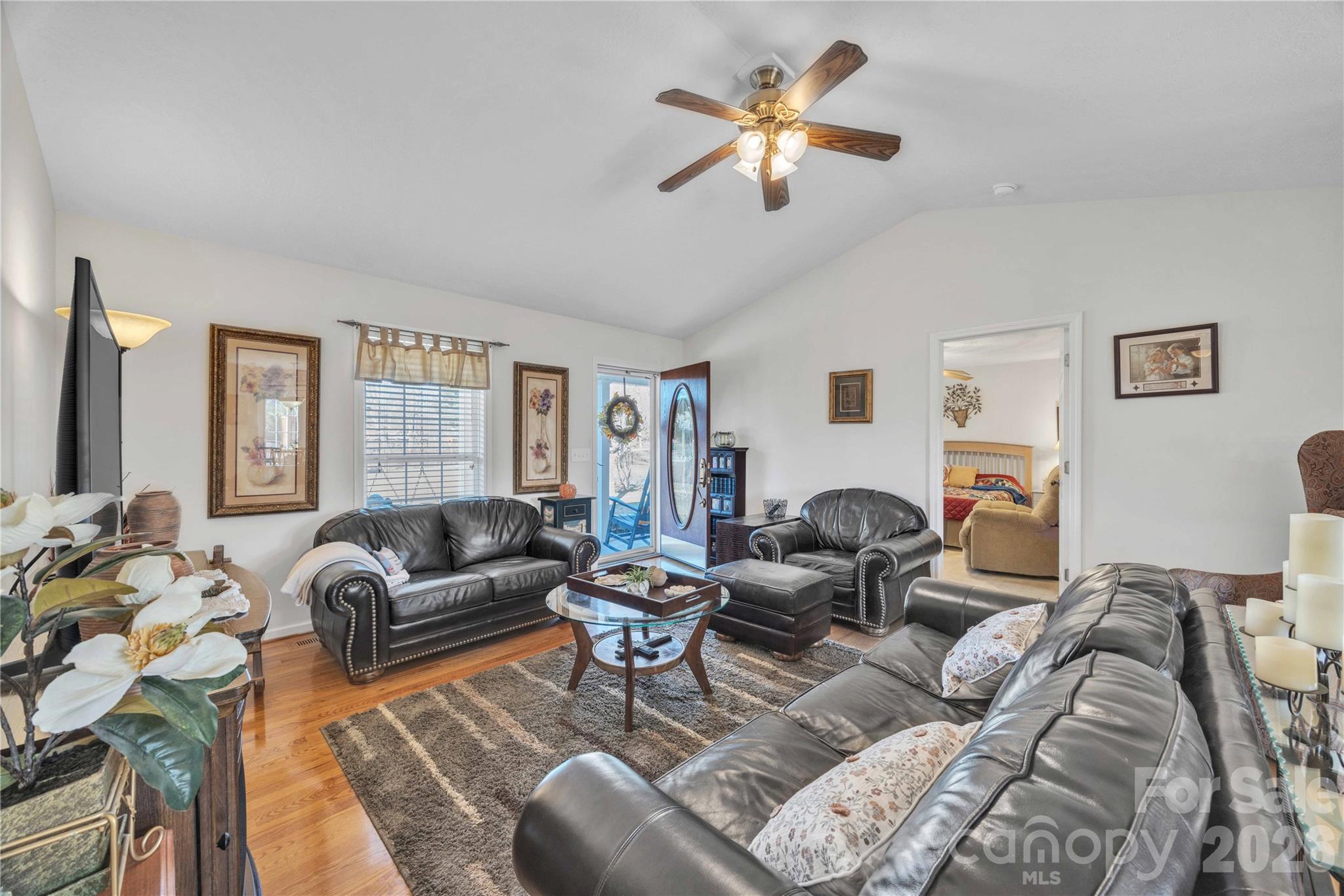 57 Riverview Road — Taylorsville