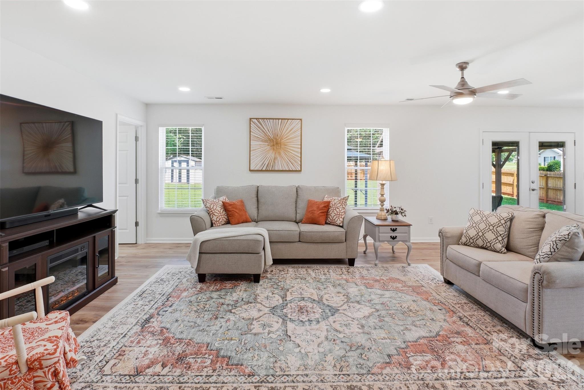 2915 Dairy Farm Drive — Monroe