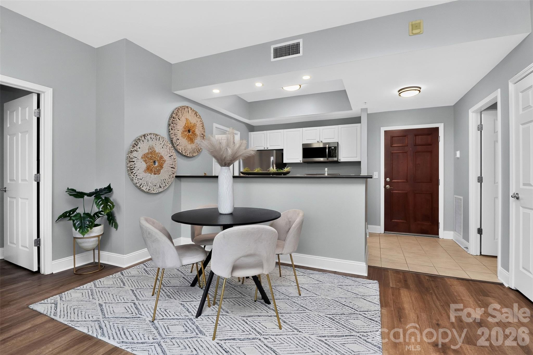 300 W 5th Street #609 — Charlotte