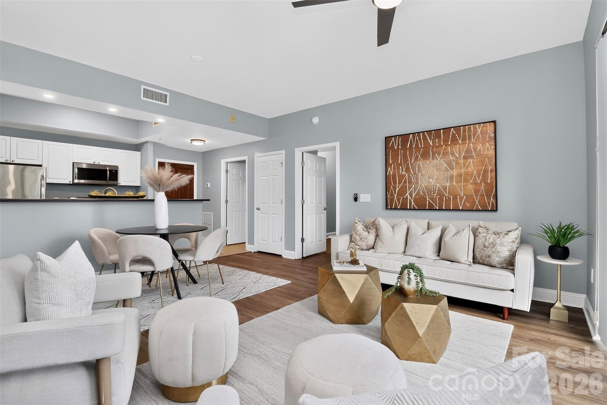 300 W 5th Street #609 — Charlotte