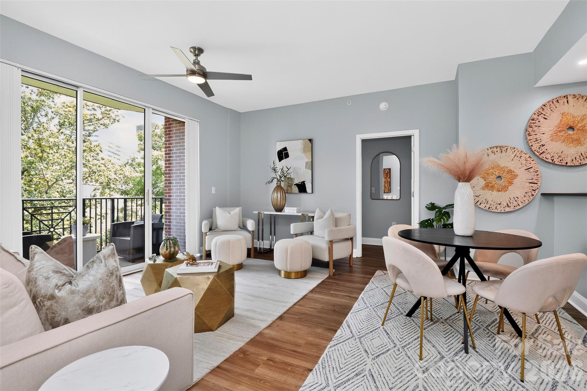 300 W 5th Street #609 — Charlotte