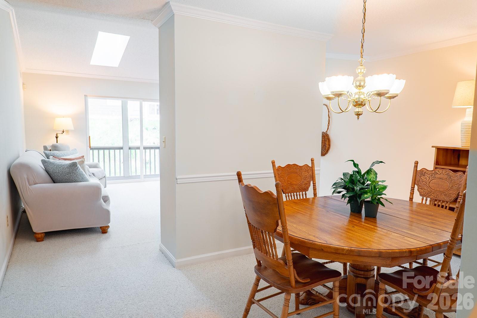 102 Rough Point Court — Asheville