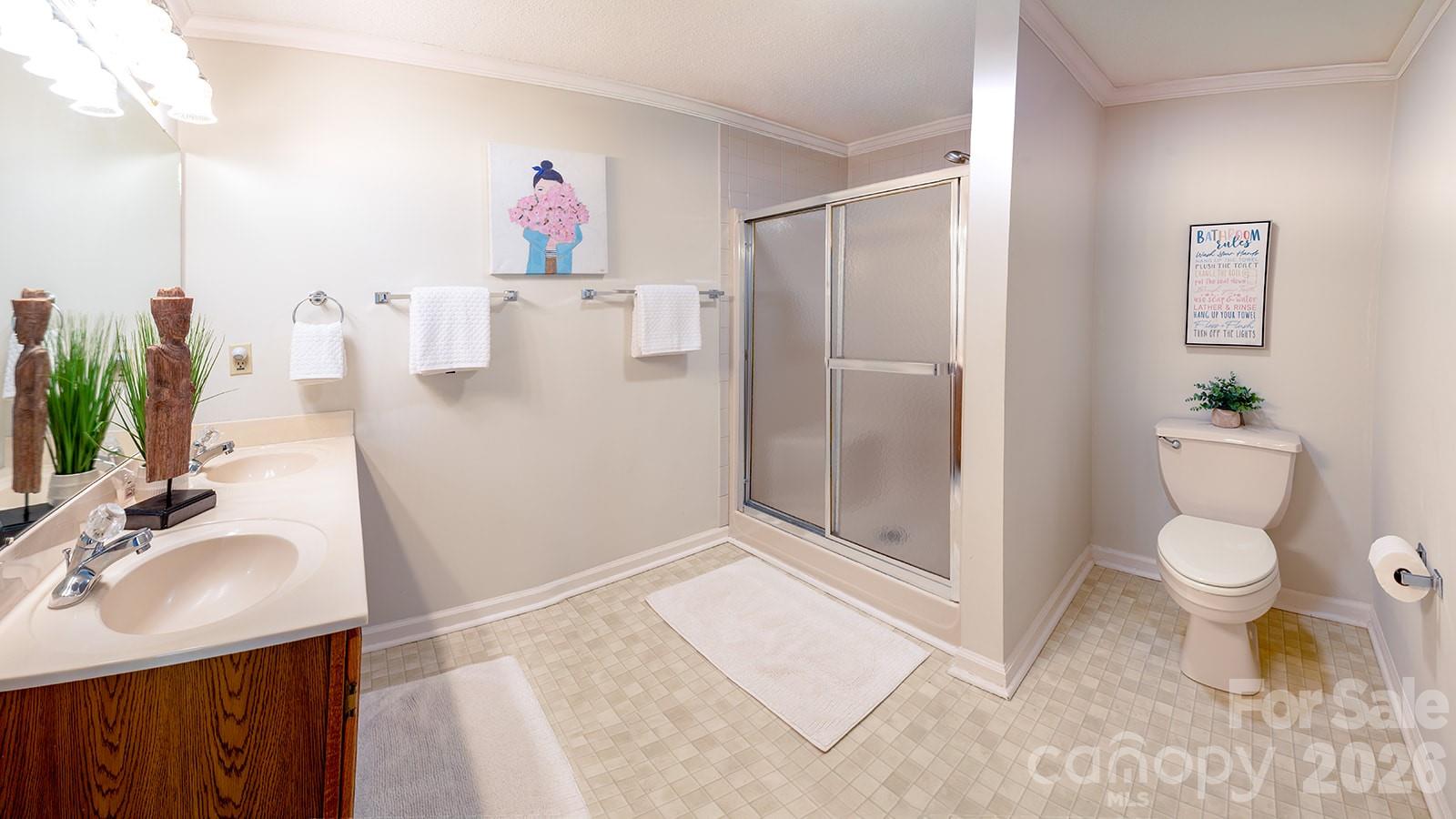 102 Rough Point Court — Asheville