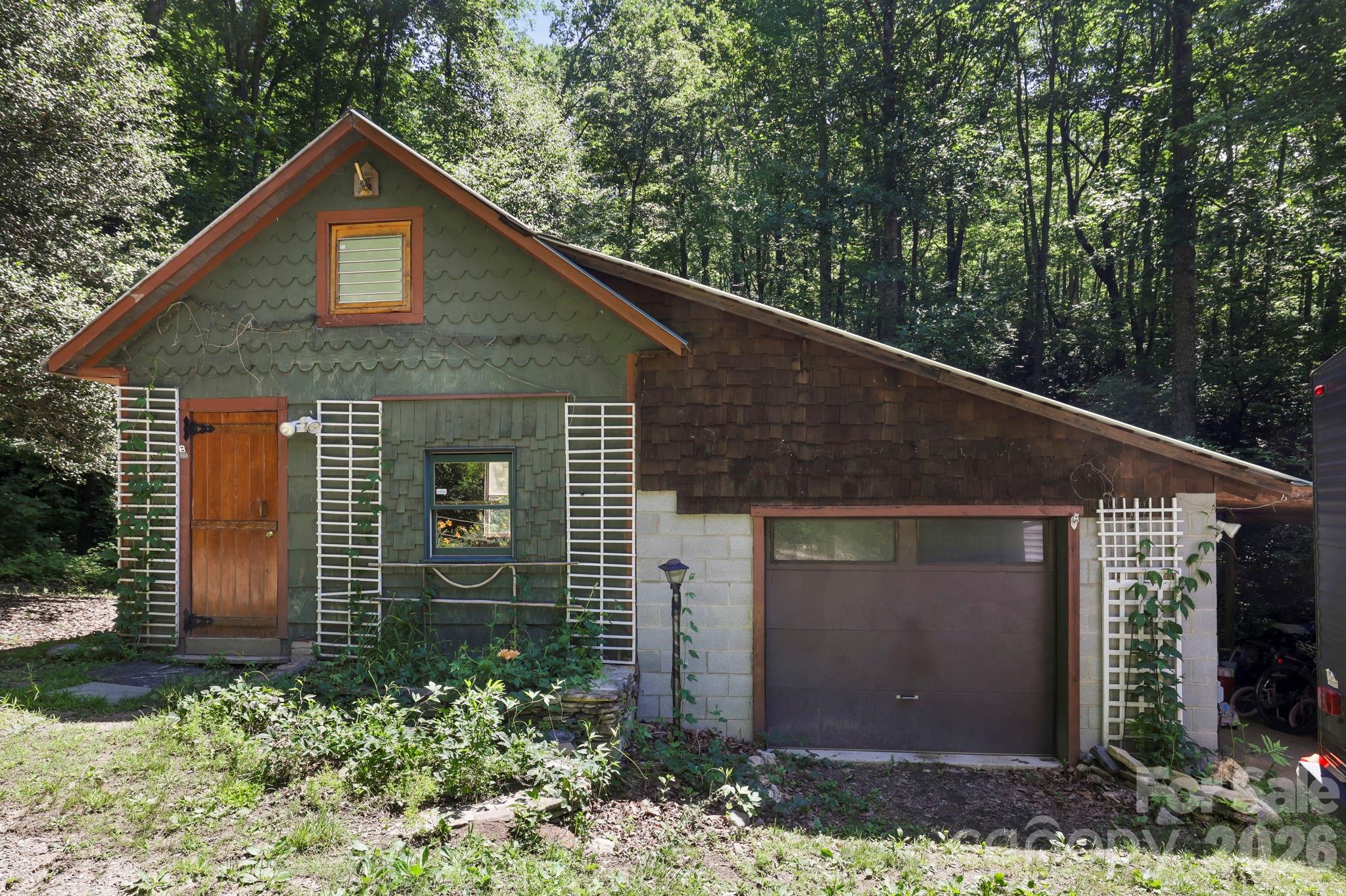 173 Camp Elliott Road — Black Mountain