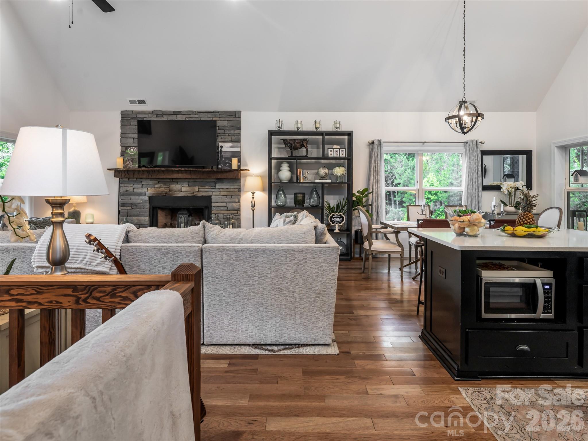 78 Boyd View Lane — Mills River