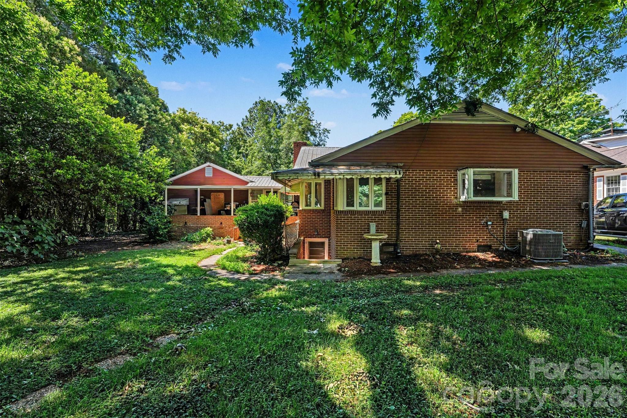 1612 Statesville Boulevard — Salisbury