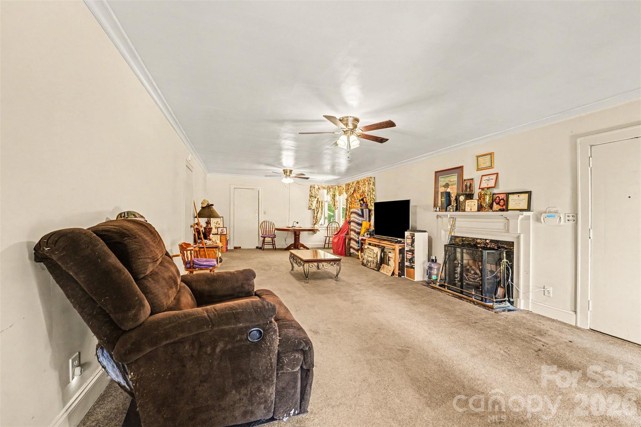 1612 Statesville Boulevard — Salisbury