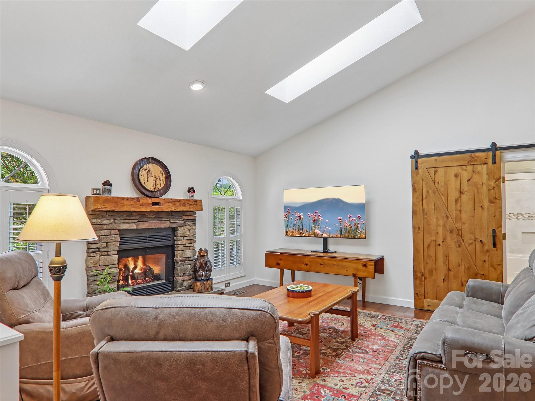 3106 Essex Path — Hendersonville