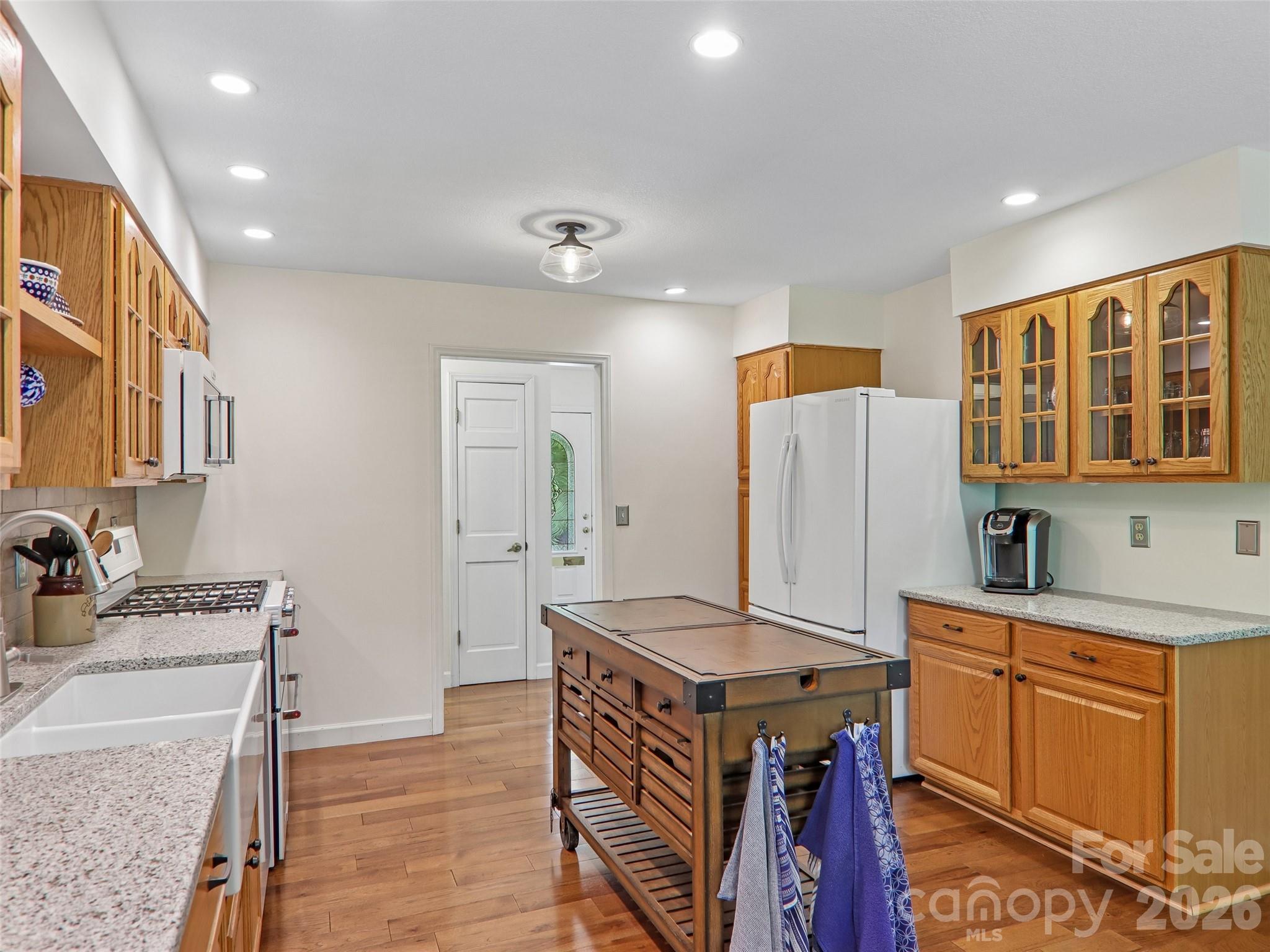 3106 Essex Path — Hendersonville
