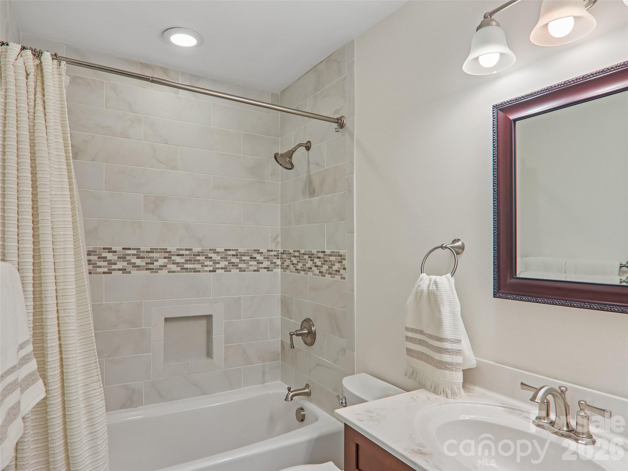 3106 Essex Path — Hendersonville