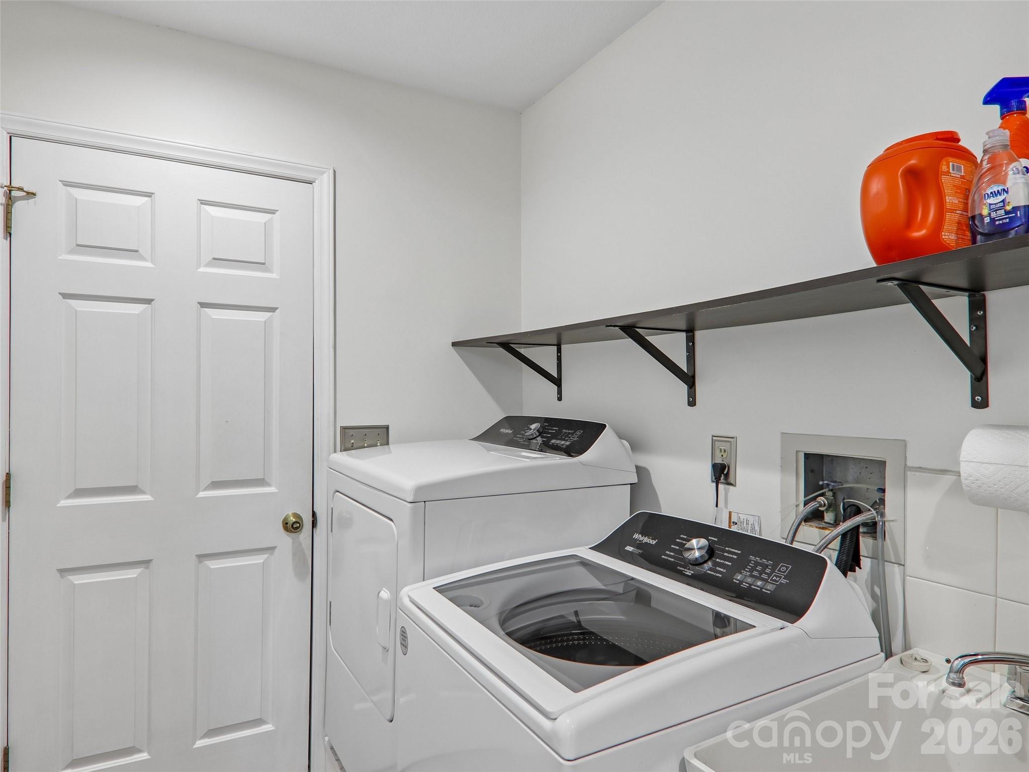 3106 Essex Path — Hendersonville
