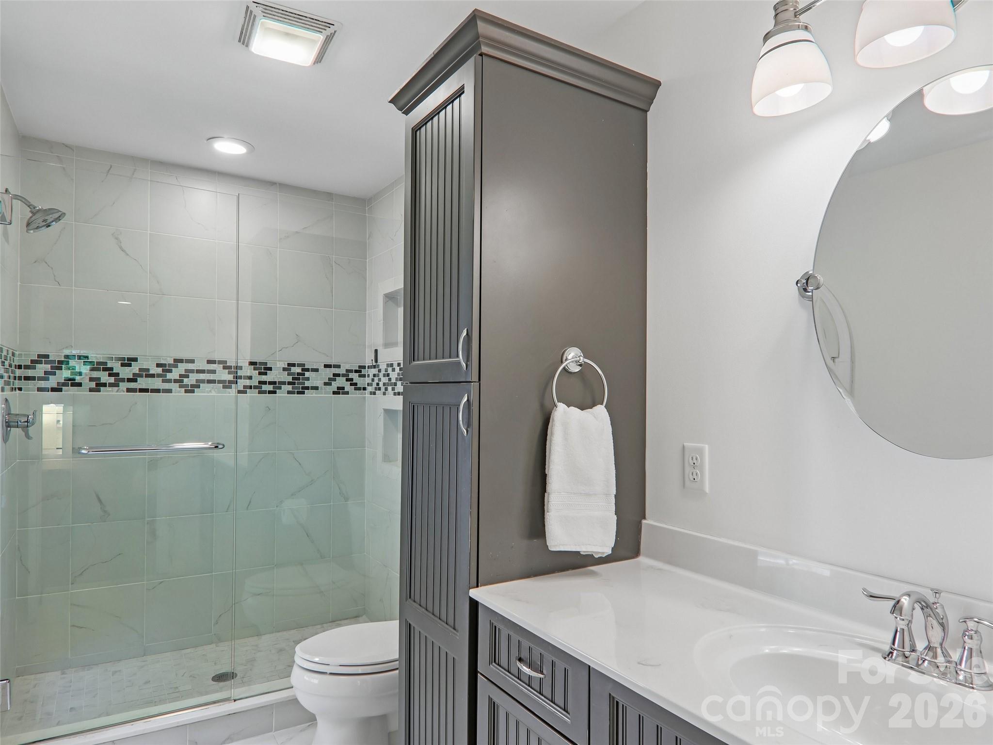 3106 Essex Path — Hendersonville