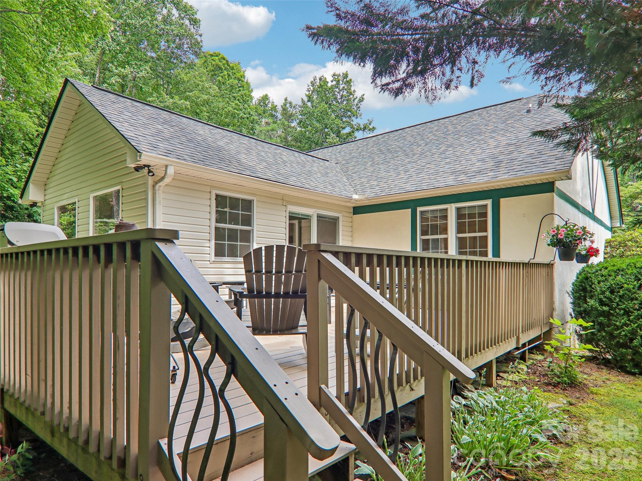 3106 Essex Path — Hendersonville