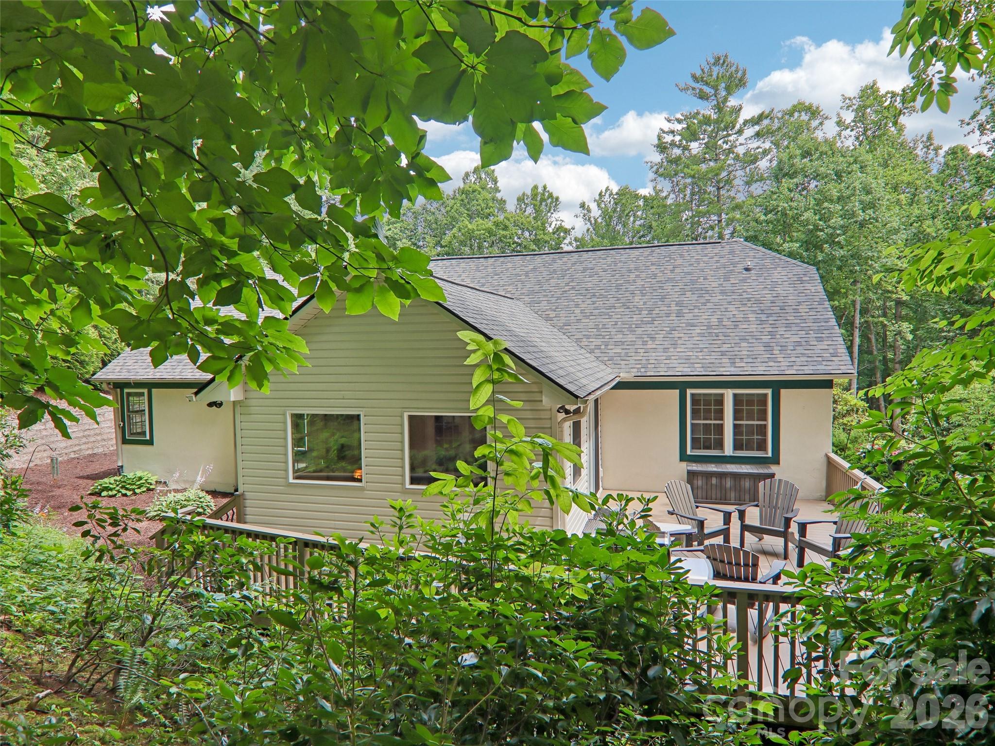 3106 Essex Path — Hendersonville