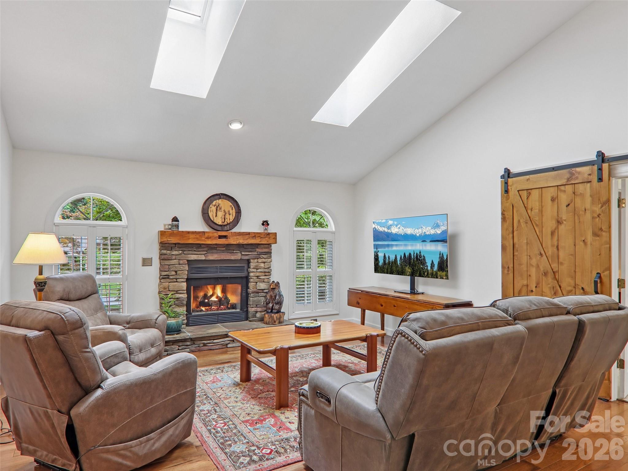 3106 Essex Path — Hendersonville