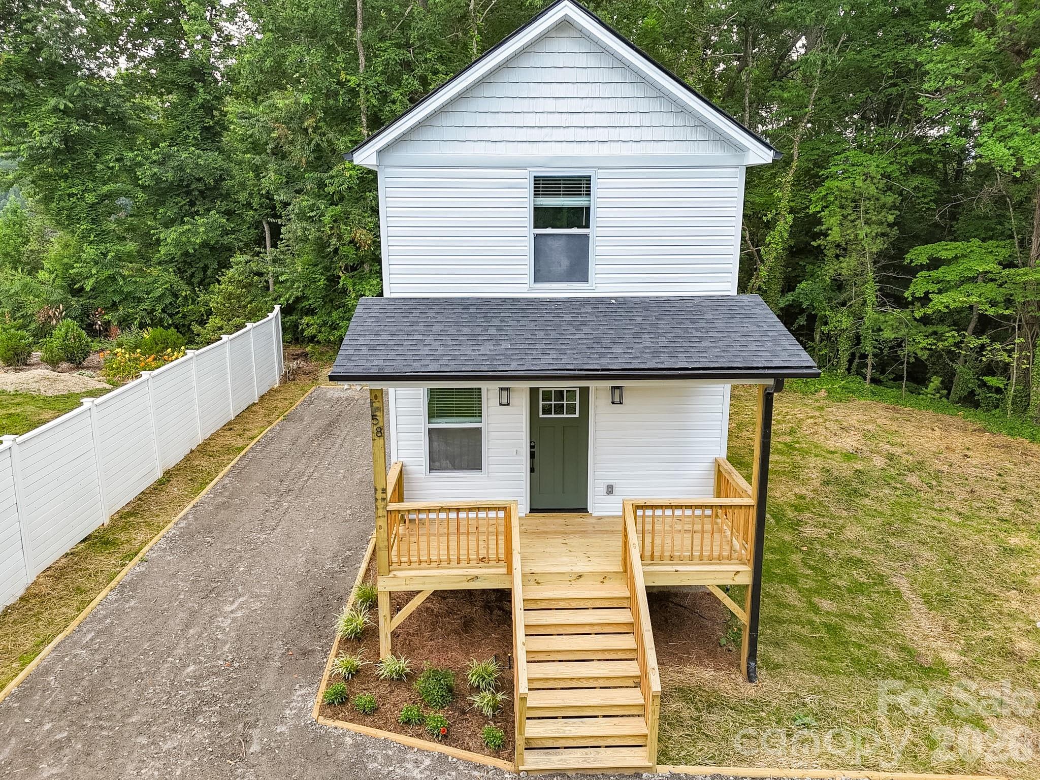 58 Taft Street — Black Mountain