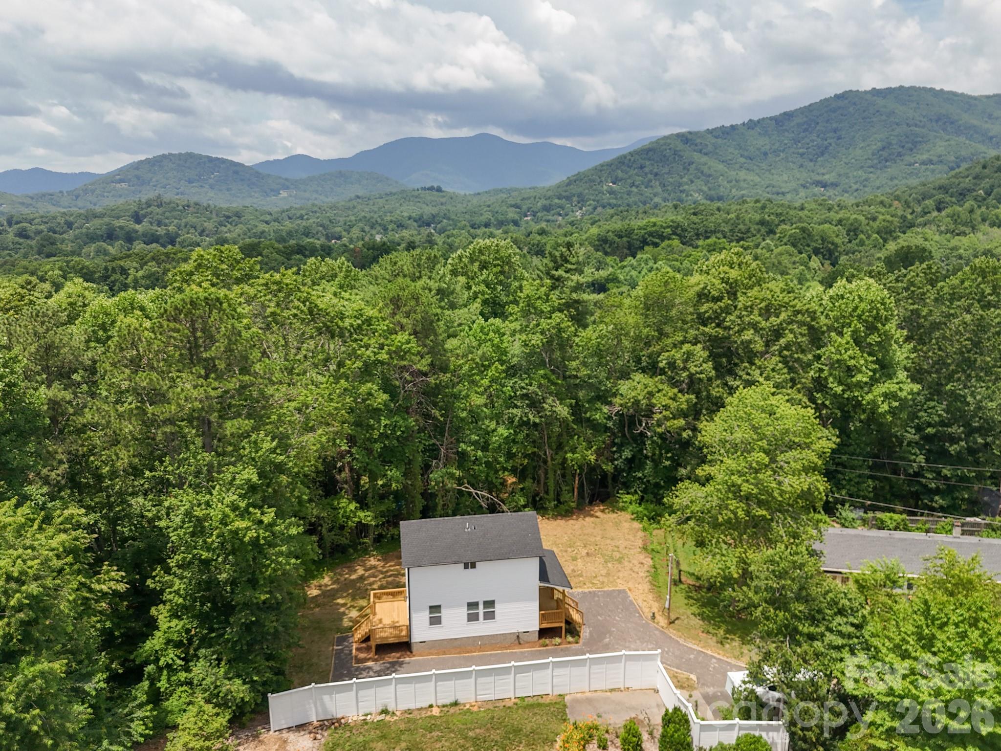 58 Taft Street — Black Mountain