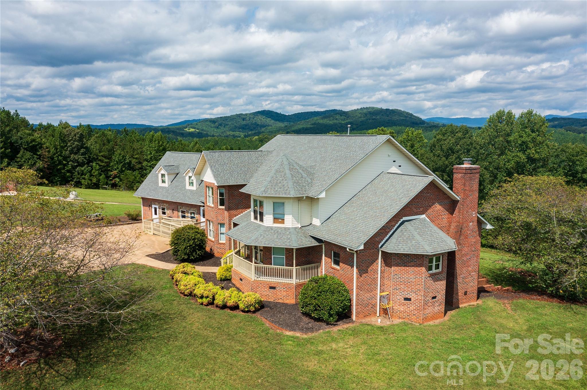 517 Cub Creek Road — Ellenboro