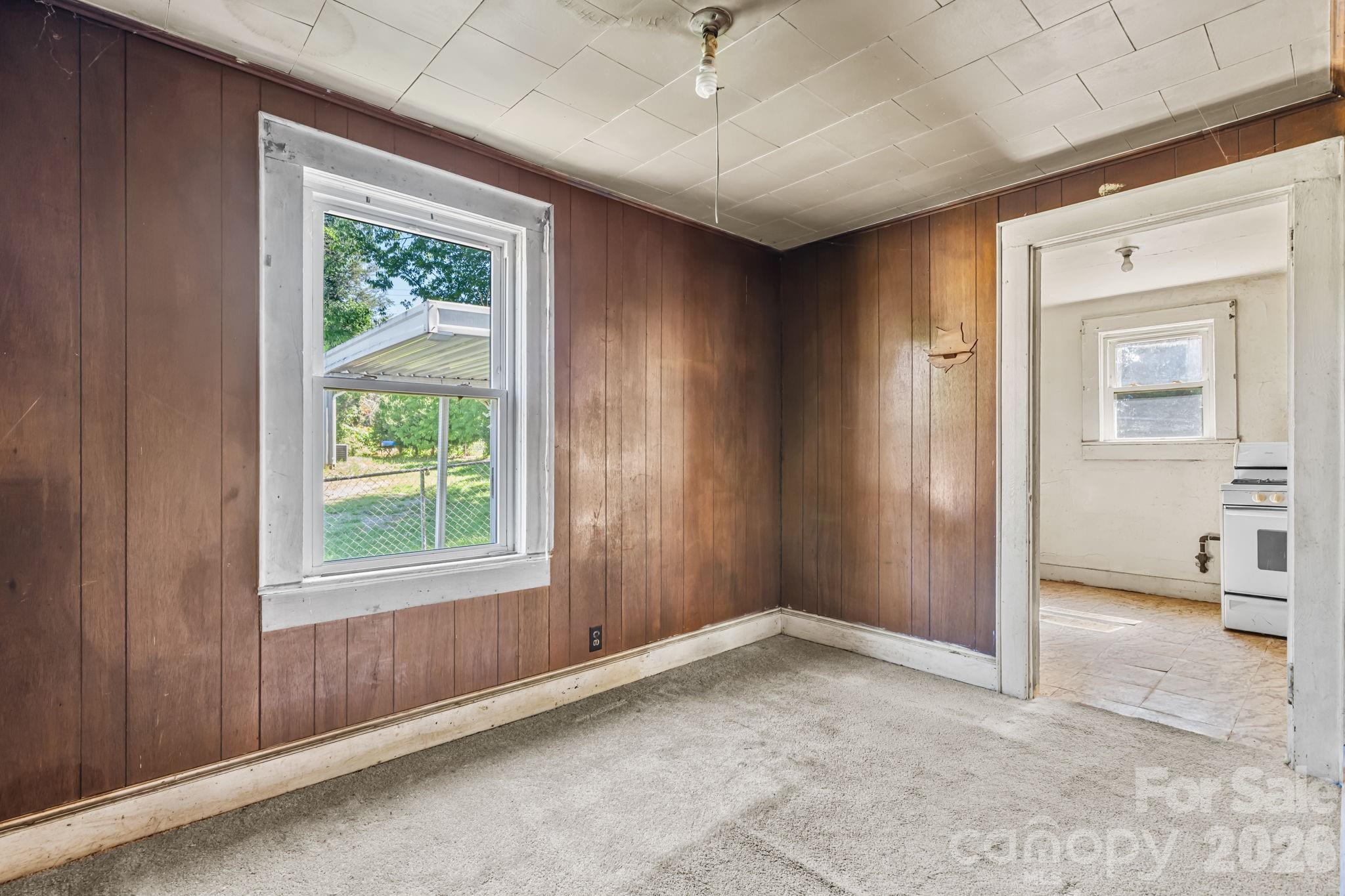 115 Brackett Street — Morganton