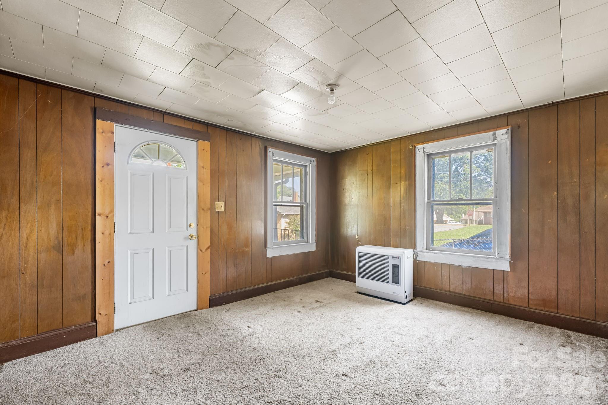 115 Brackett Street — Morganton
