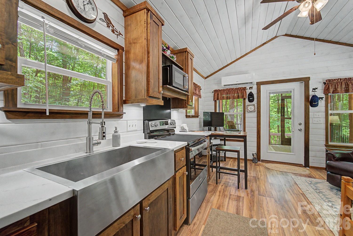 243 Jonquil Woods Road — Franklin