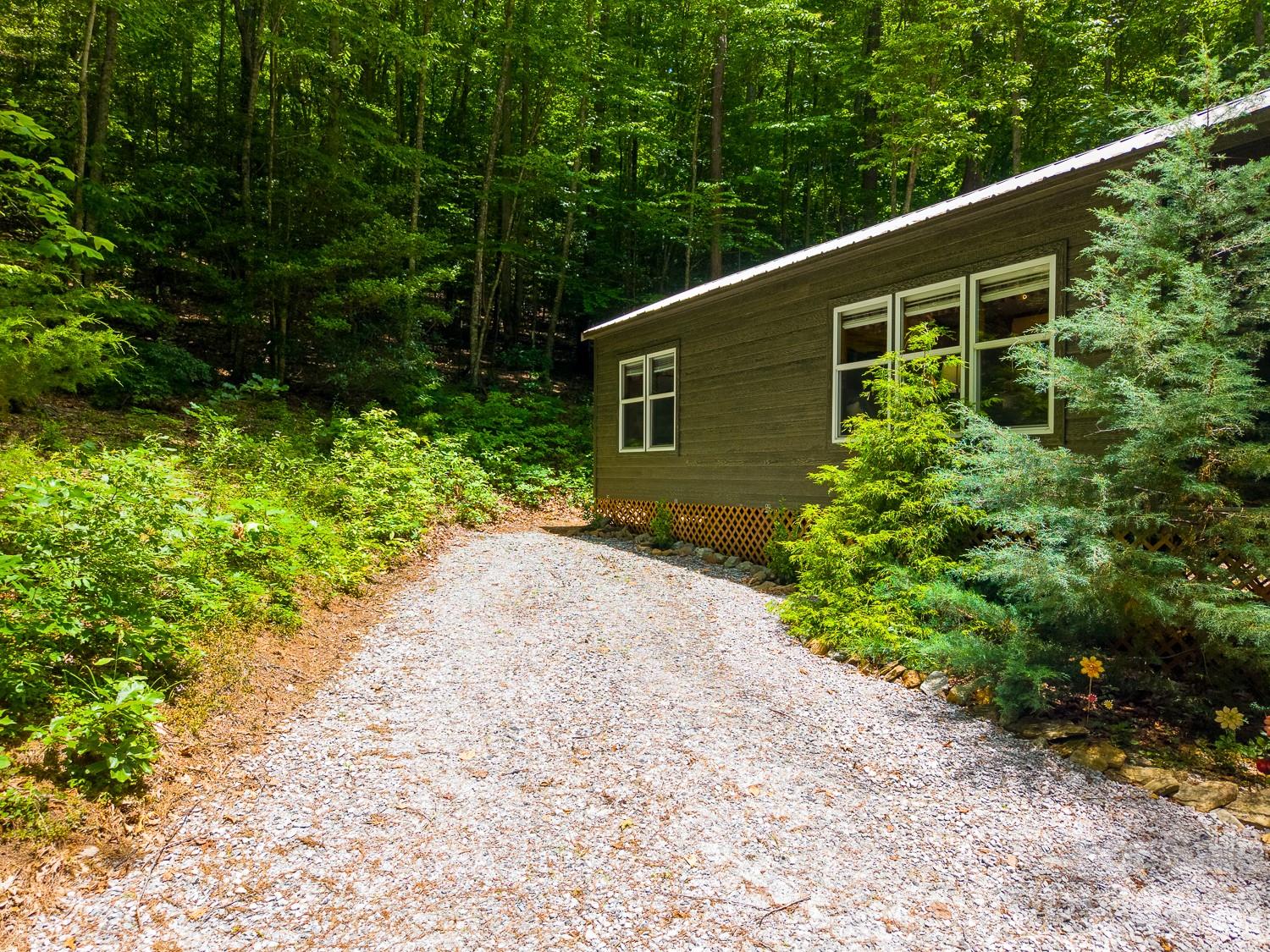 243 Jonquil Woods Road — Franklin