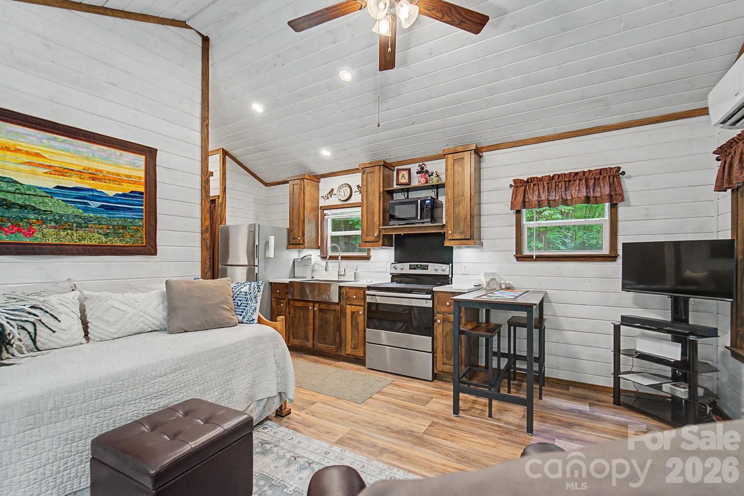 243 Jonquil Woods Road — Franklin