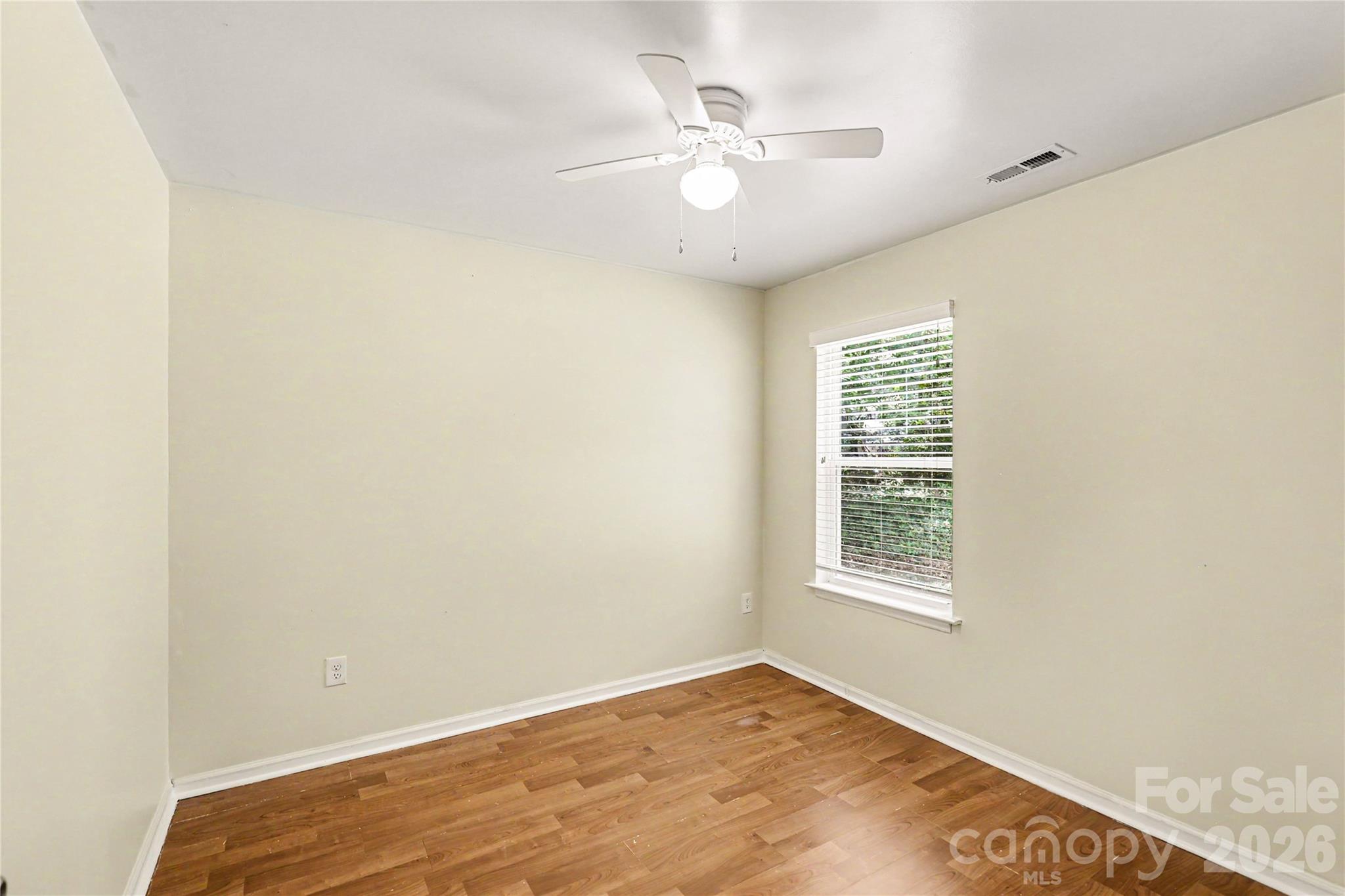318 N Pryor Street — Gastonia