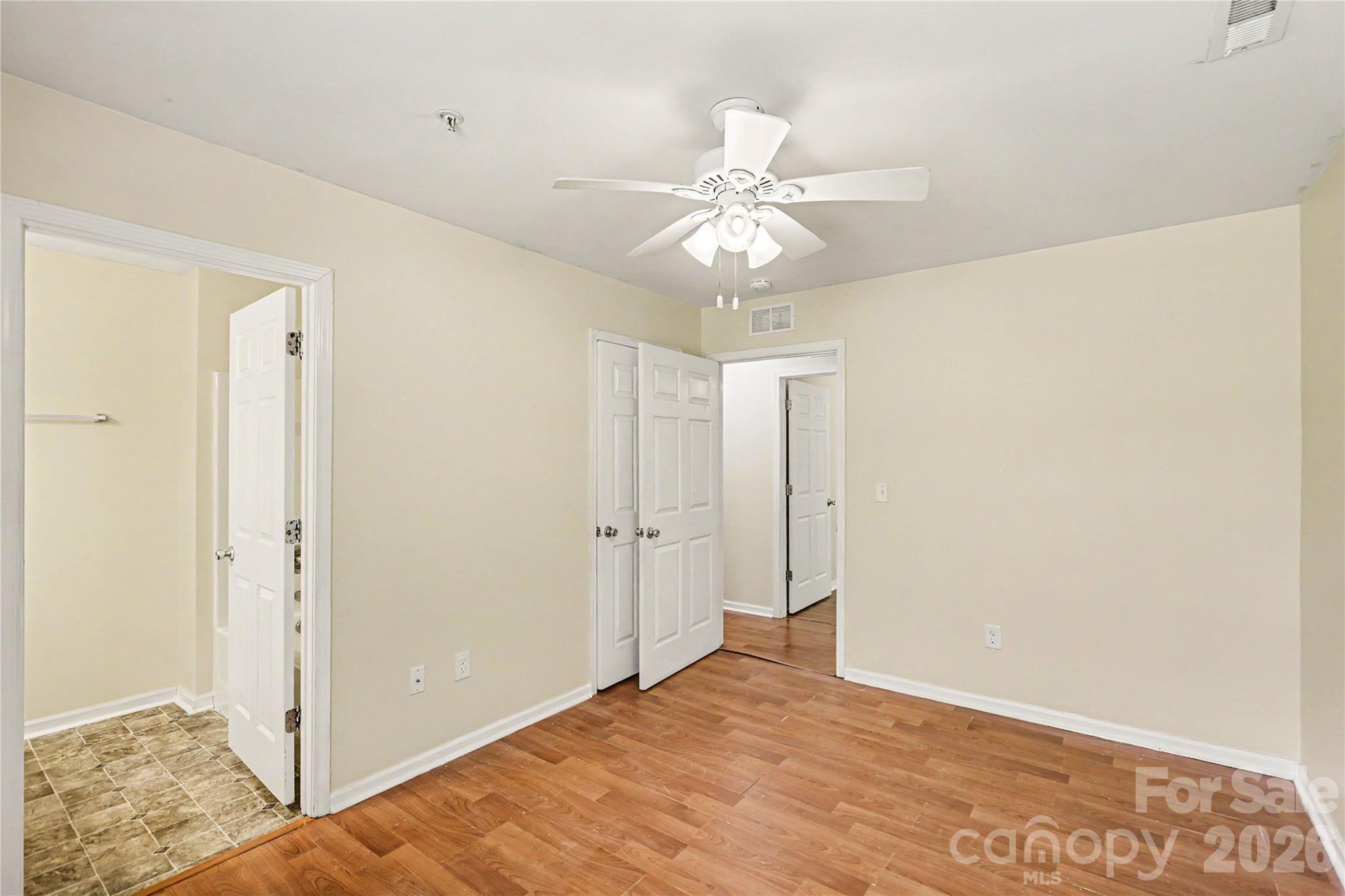 318 N Pryor Street — Gastonia